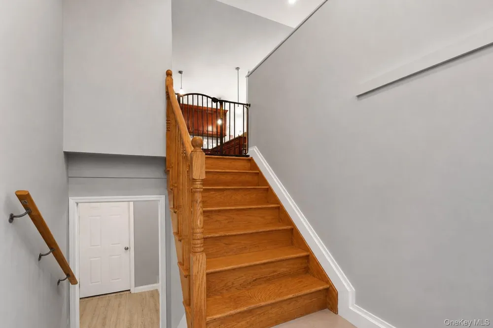 23 Hazelwood Road Wurtsboro, NY 12790