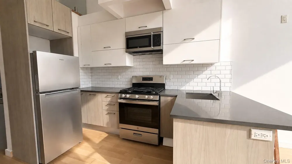 138 Huron Street #2A Brooklyn, NY 11222