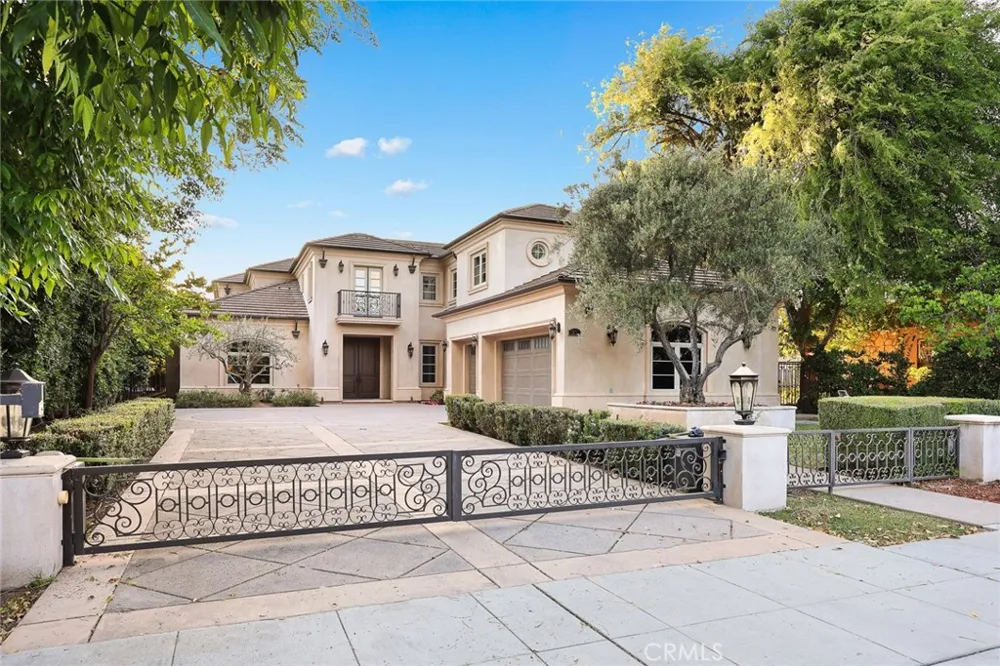 1201 S 10th Avenue Arcadia, CA 91006