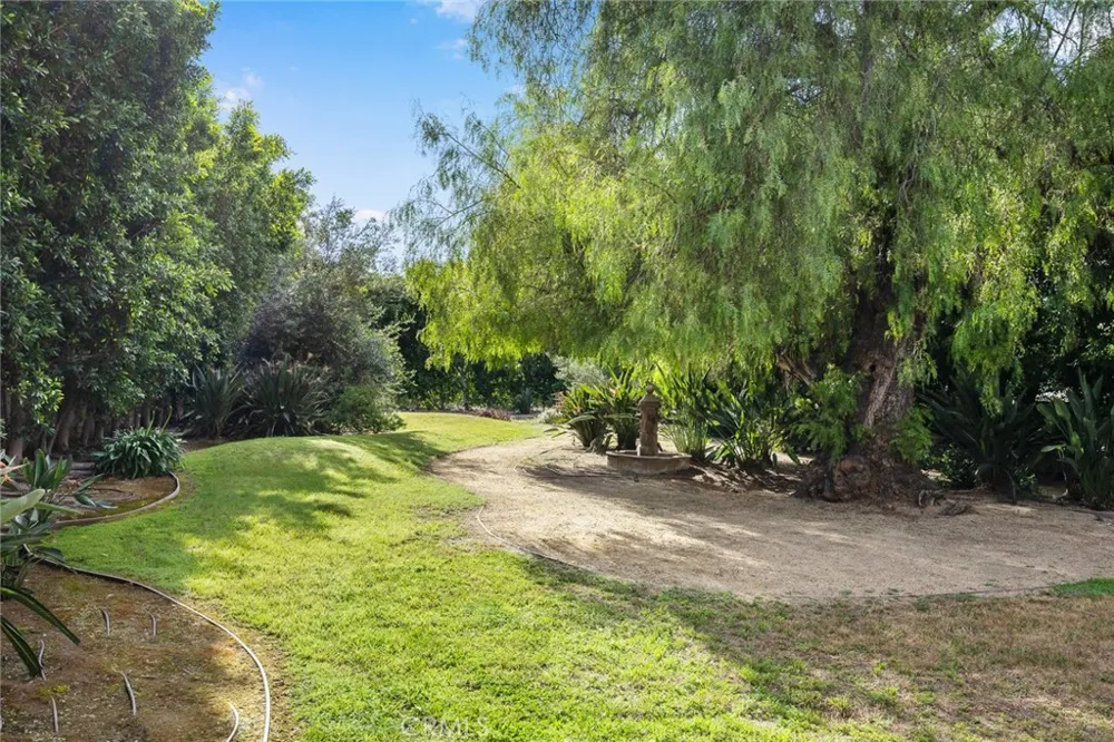 1201 S 10th Avenue Arcadia, CA 91006
