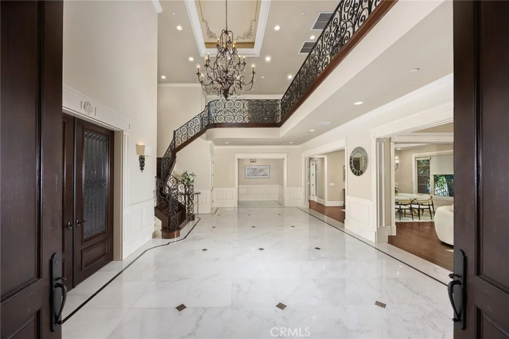 1201 S 10th Avenue Arcadia, CA 91006