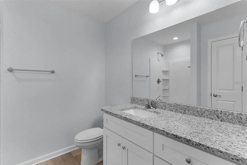 106 SEQUOIA TRAIL Ocklawaha, FL 32179
