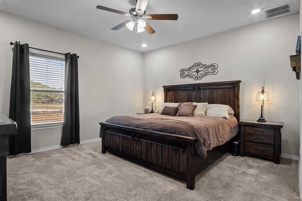 805 Carter Lane Santo, TX 76472