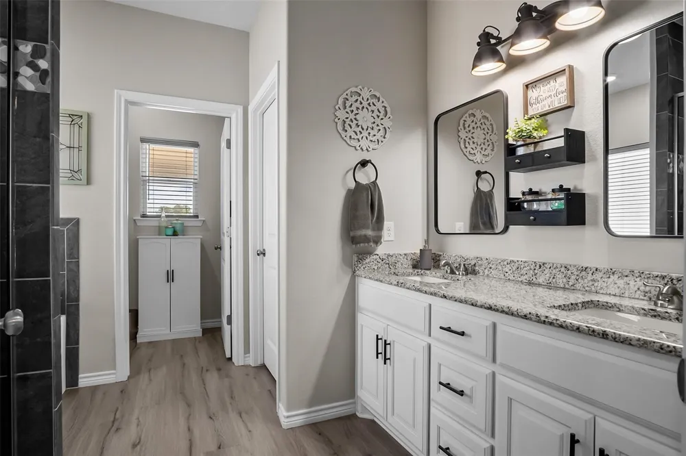 805 Carter Lane Santo, TX 76472