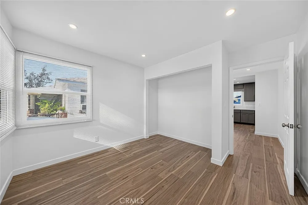 4548 Radnor Lakewood, CA 90713