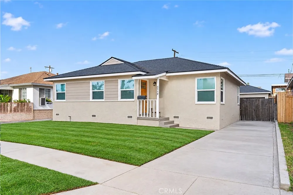 4548 Radnor Lakewood, CA 90713
