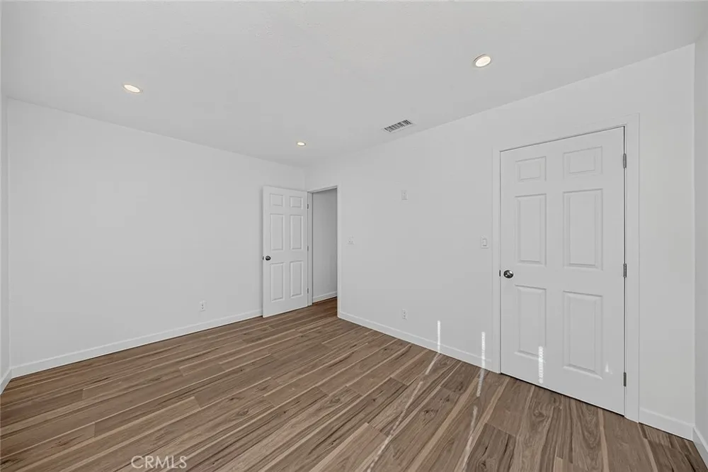 4548 Radnor Lakewood, CA 90713
