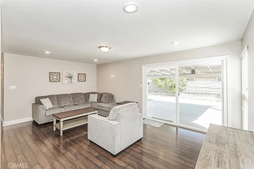 611 San Gabriel Clovis, CA 93612