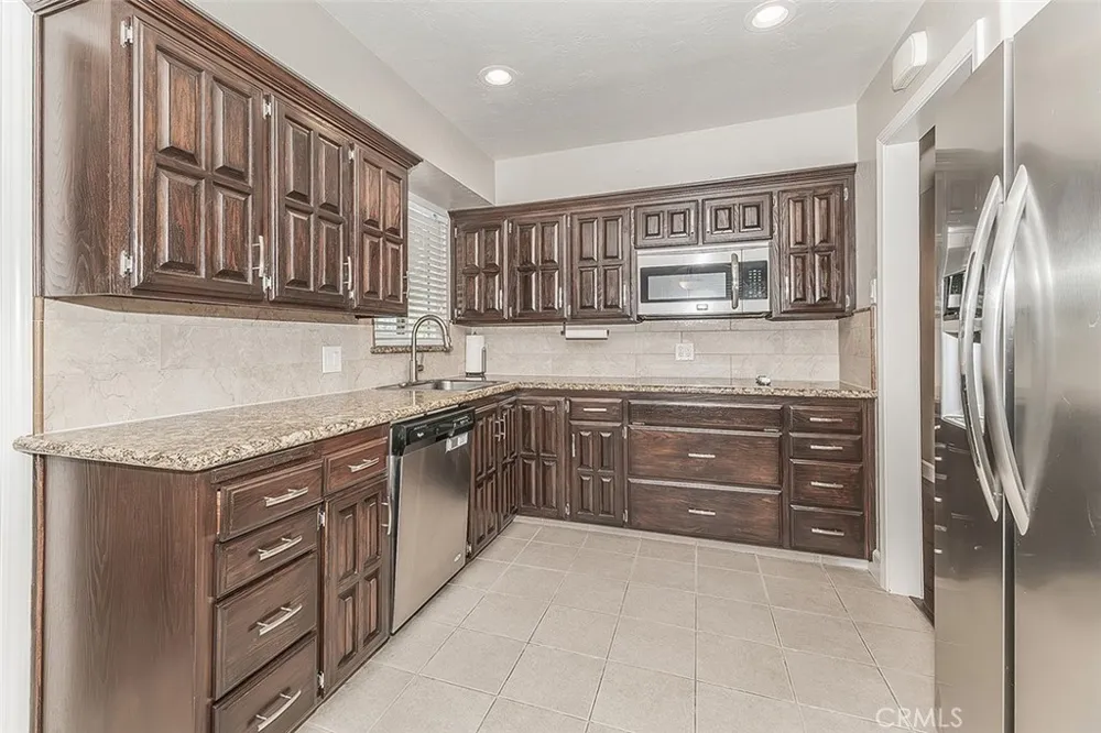 611 San Gabriel Clovis, CA 93612