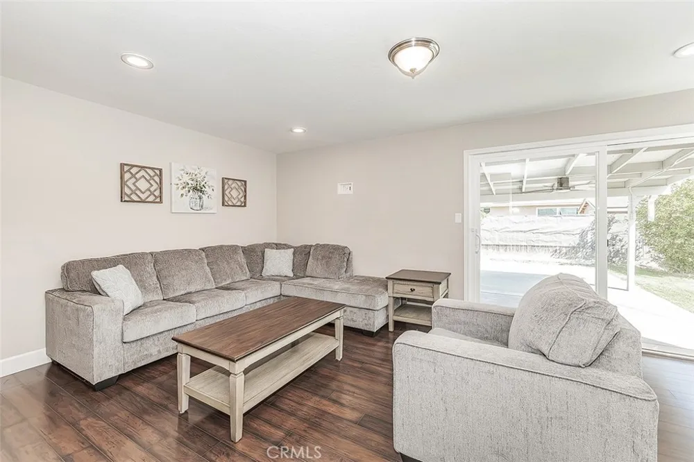 611 San Gabriel Clovis, CA 93612