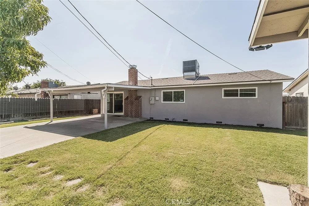 611 San Gabriel Clovis, CA 93612