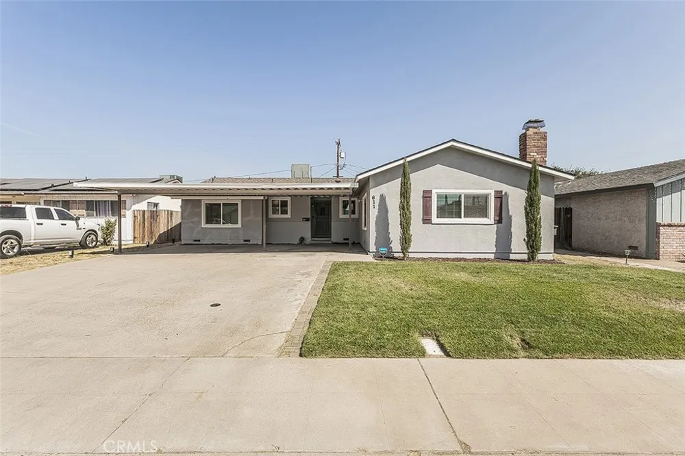 611 San Gabriel Clovis, CA 93612