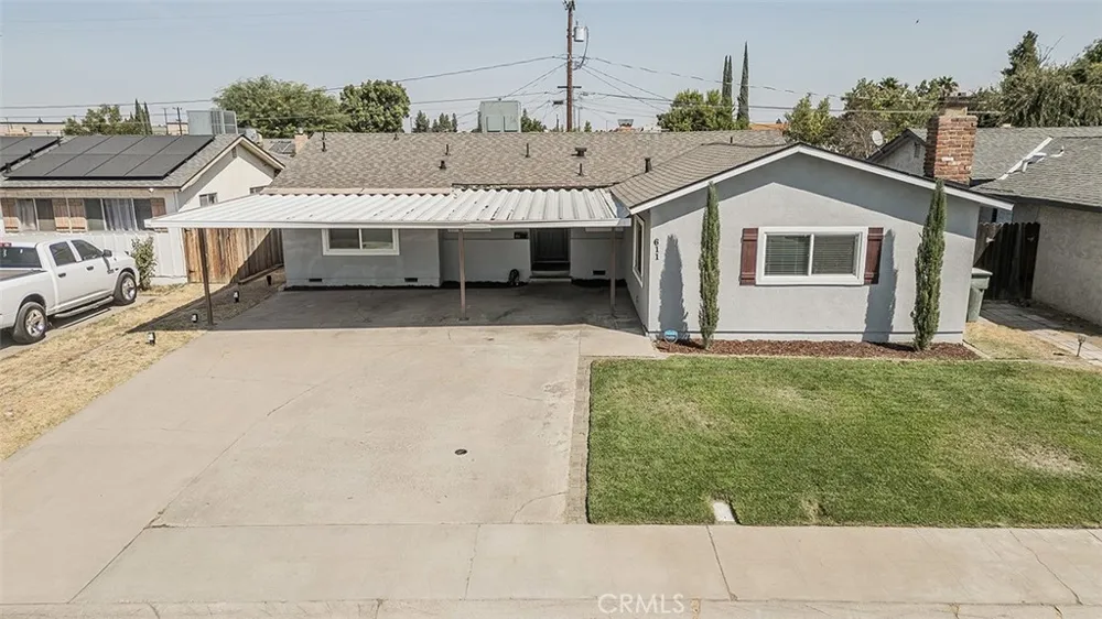 611 San Gabriel Clovis, CA 93612
