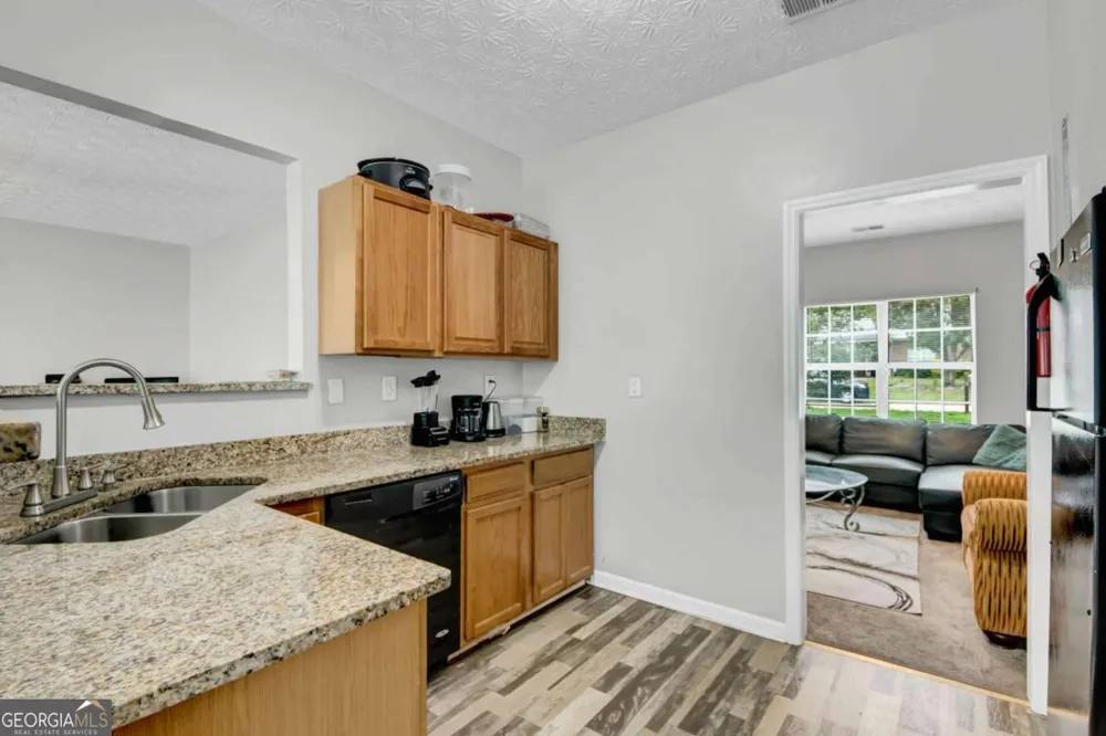 272 Wood Sage DR Riverdale, GA 30274