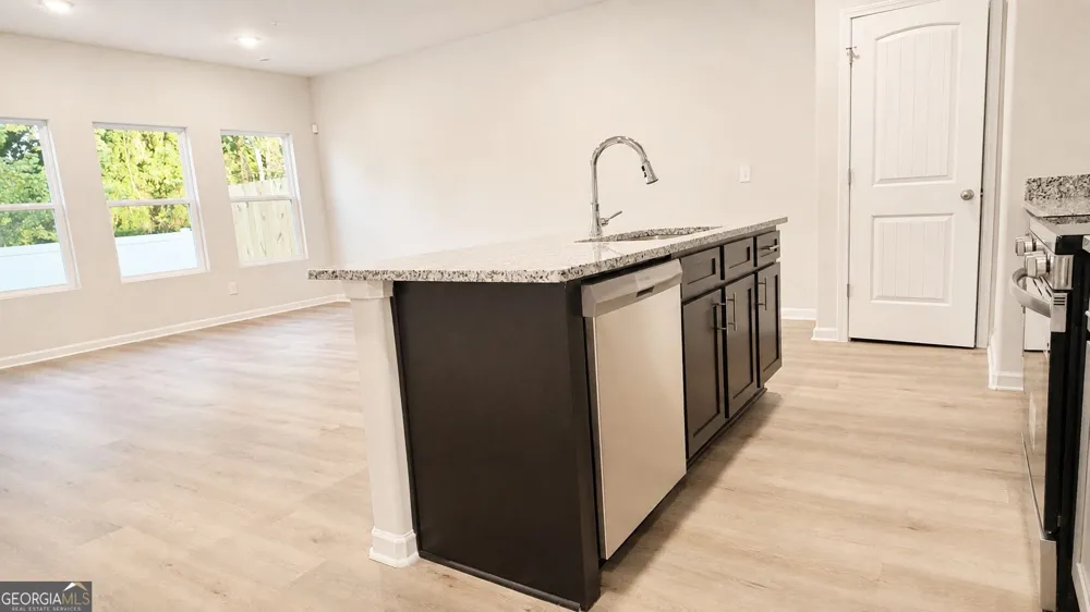 5455 Biltmore DR Atlanta, GA 30349
