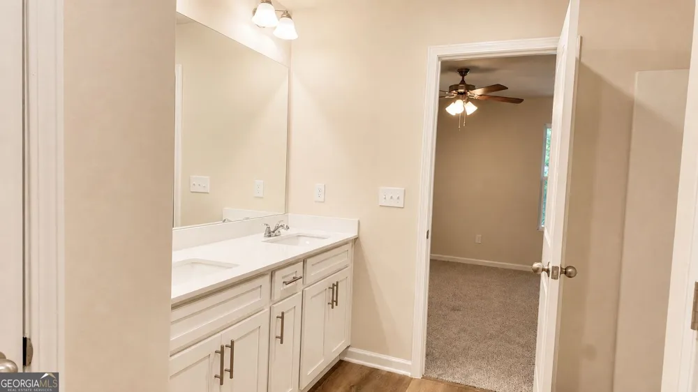 5455 Biltmore DR Atlanta, GA 30349
