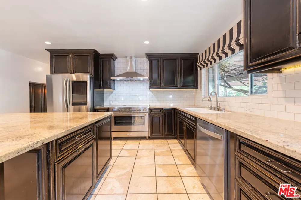 503 Greencraig Road Los Angeles, CA 90049