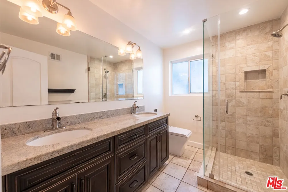503 Greencraig Road Los Angeles, CA 90049