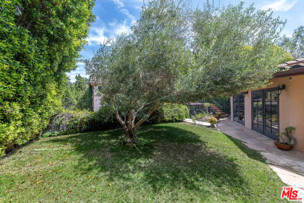 503 Greencraig Road Los Angeles, CA 90049