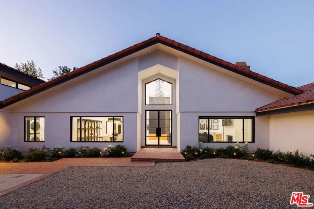 1396 Kingsboro Court Westlake Village, CA 91362