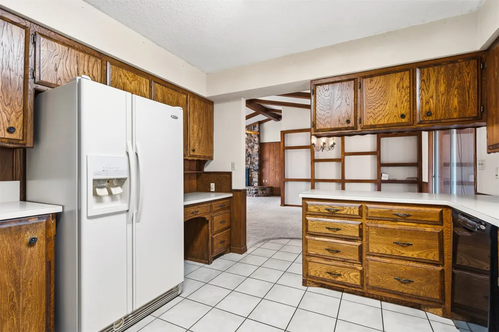 2011 W 1st Street Sulphur, OK 73086