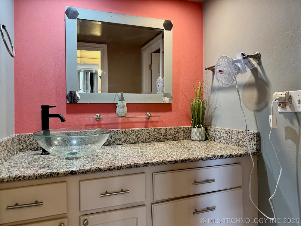 450 W 7th Street #207 Tulsa, OK 74119