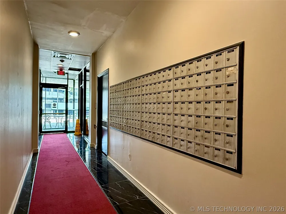 450 W 7th Street #207 Tulsa, OK 74119