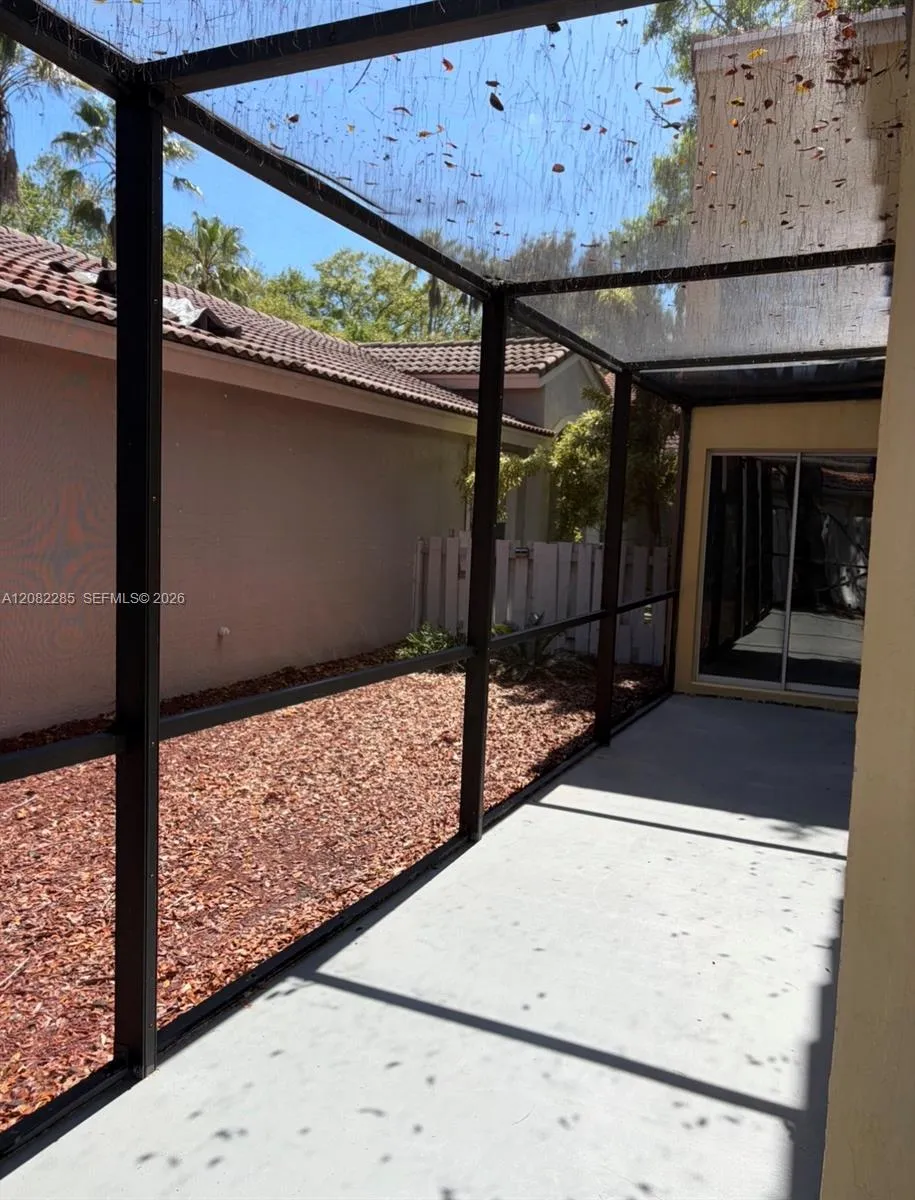 1246 NW 125th Ter Sunrise, FL 33323