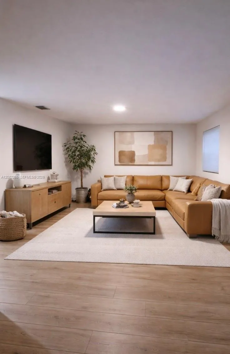 1246 NW 125th Ter Sunrise, FL 33323