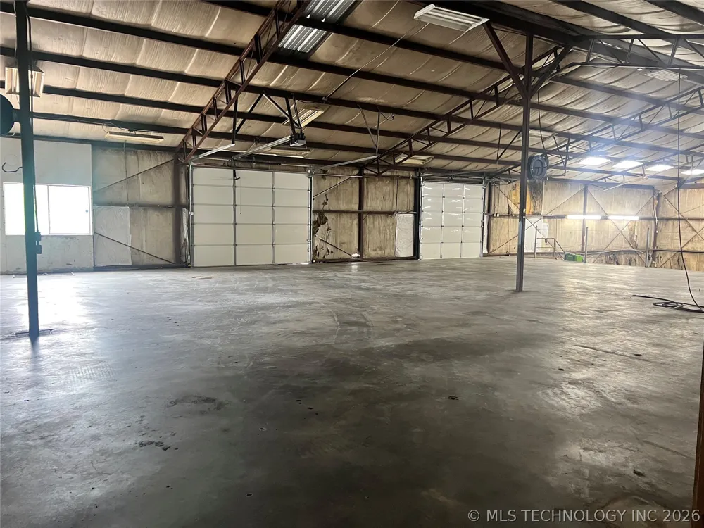 3637 State Highway 51B Highway Porter, OK 74454