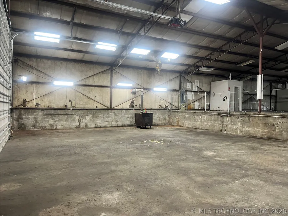3637 State Highway 51B Highway Porter, OK 74454