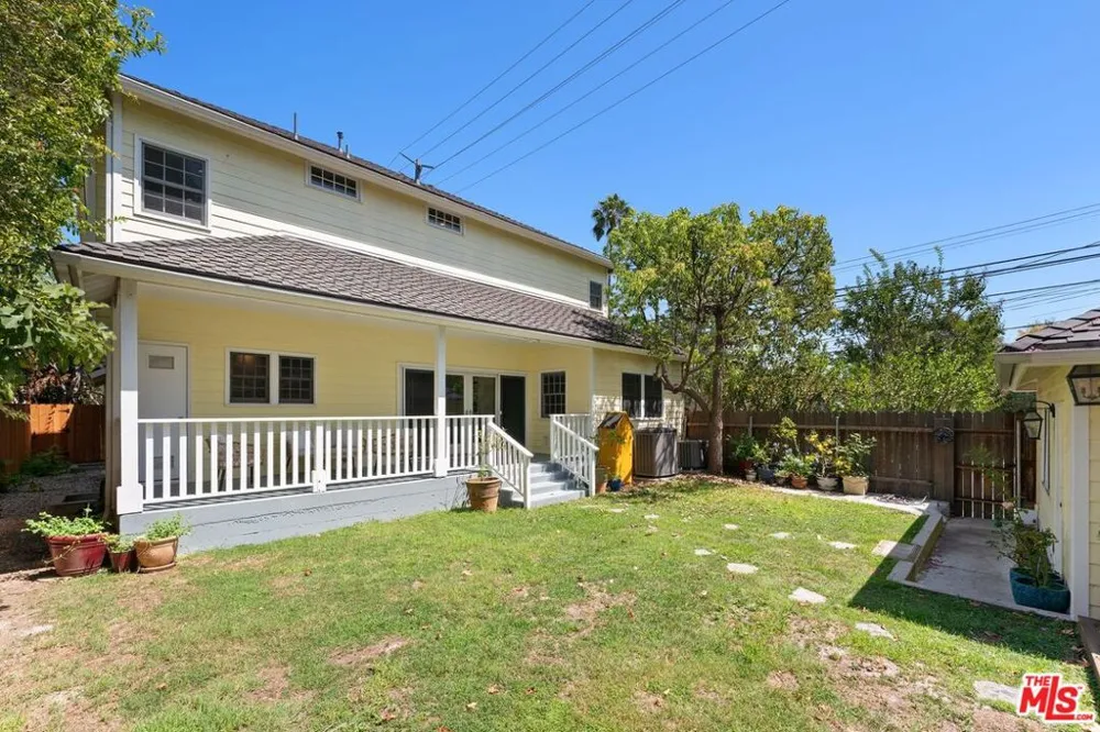 2055 Kelton Avenue Los Angeles, CA 90025