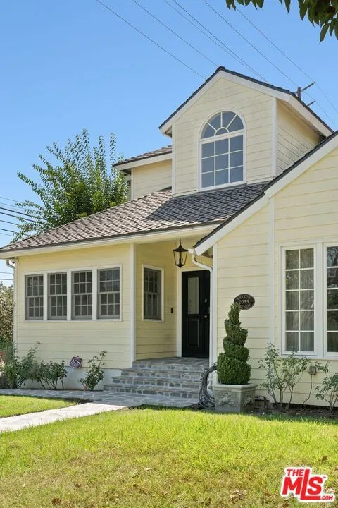 2055 Kelton Avenue Los Angeles, CA 90025