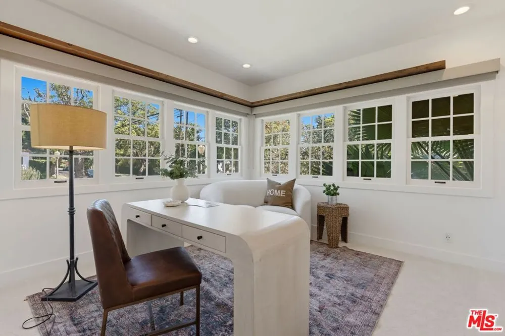 2055 Kelton Avenue Los Angeles, CA 90025