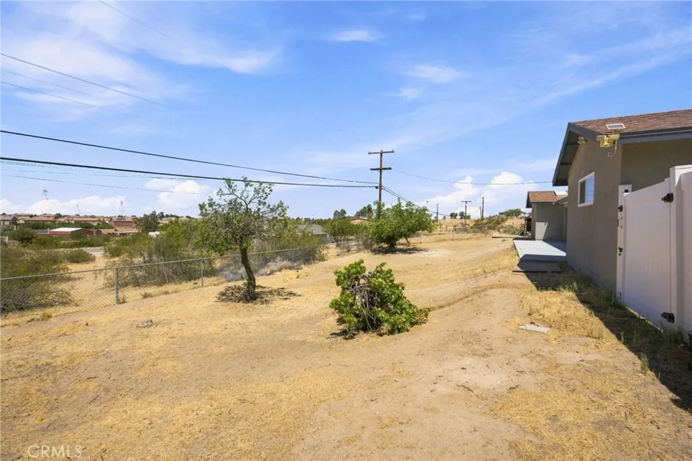 15906 Heatherdale Victorville, CA 92394