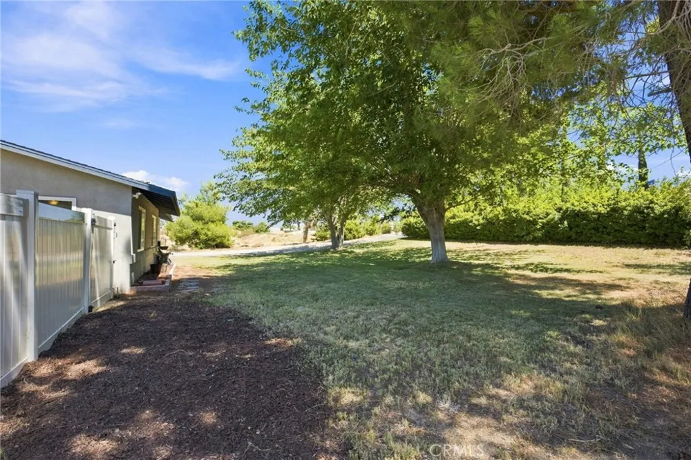 15906 Heatherdale Victorville, CA 92394