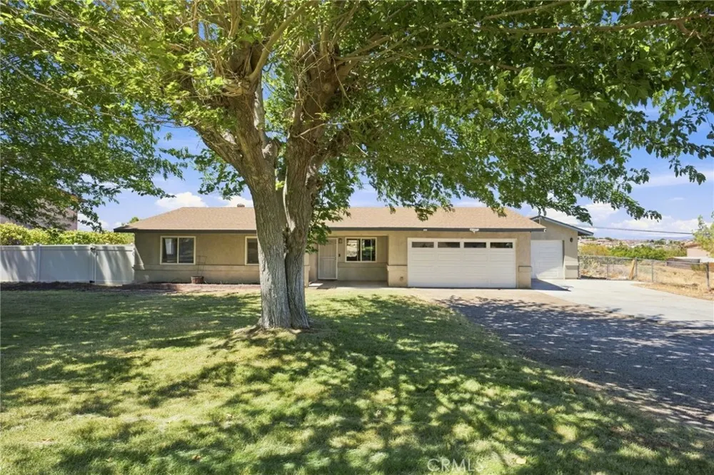 15906 Heatherdale Victorville, CA 92394