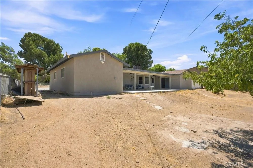 15906 Heatherdale Victorville, CA 92394