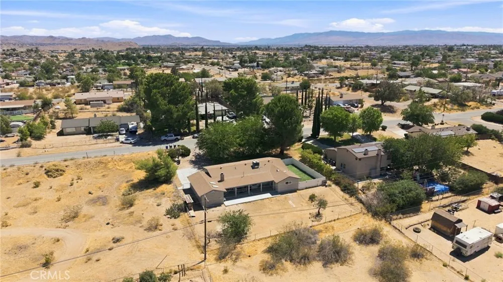 15906 Heatherdale Victorville, CA 92394