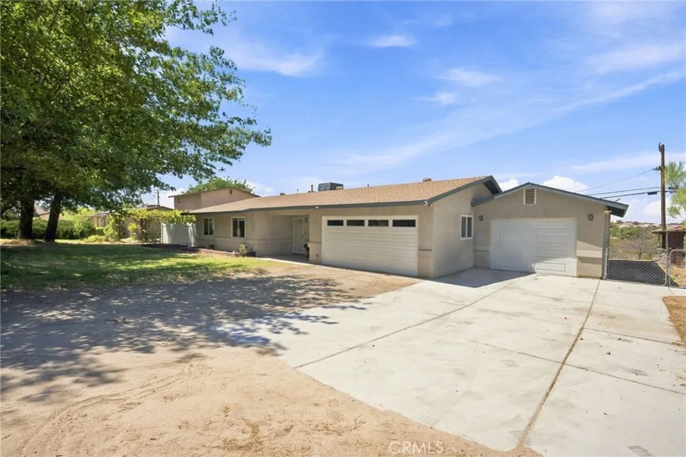 15906 Heatherdale Victorville, CA 92394