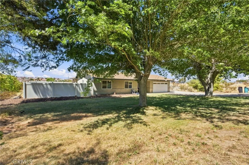 15906 Heatherdale Victorville, CA 92394