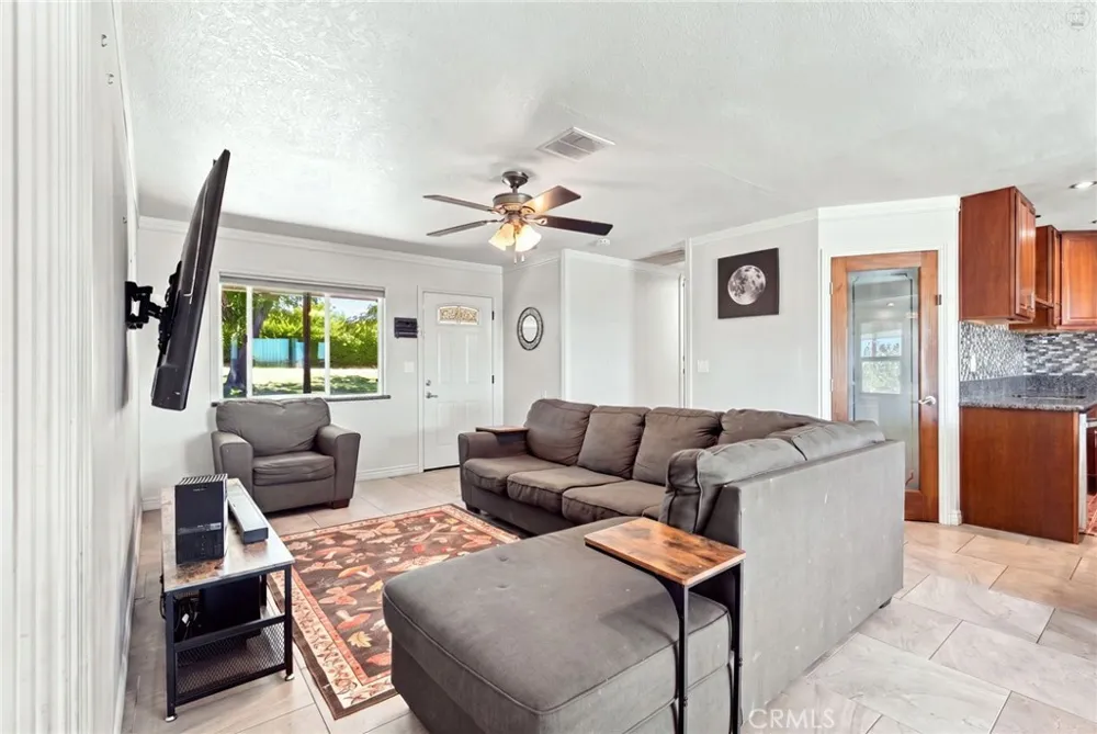 15906 Heatherdale Victorville, CA 92394