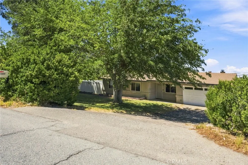 15906 Heatherdale Victorville, CA 92394