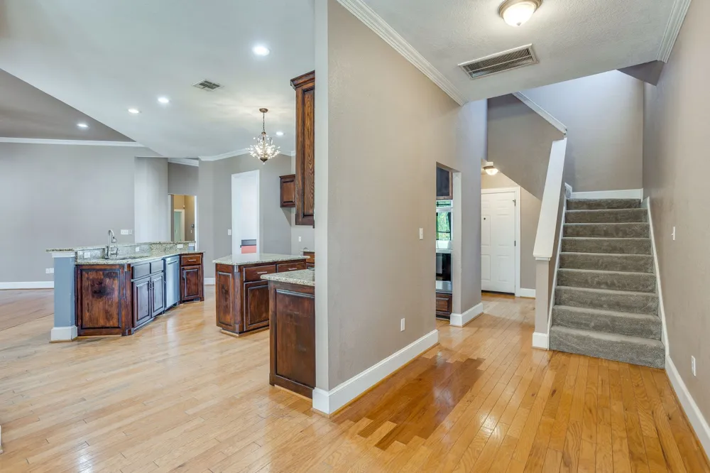 170 S Bear Creek Lane Cresson, TX 76035