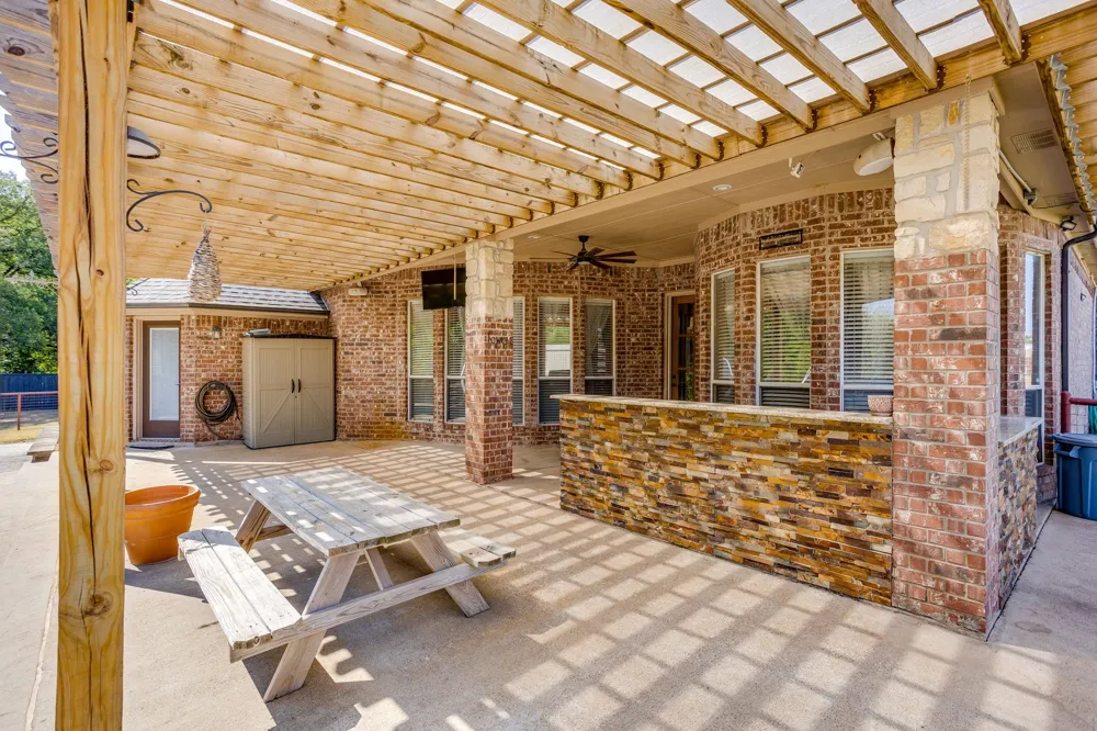170 S Bear Creek Lane Cresson, TX 76035