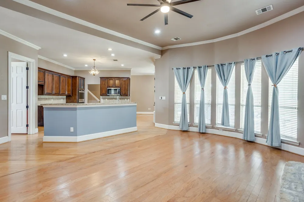 170 S Bear Creek Lane Cresson, TX 76035