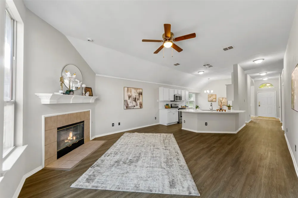 5813 Blue Spruce Lane McKinney, TX 75070