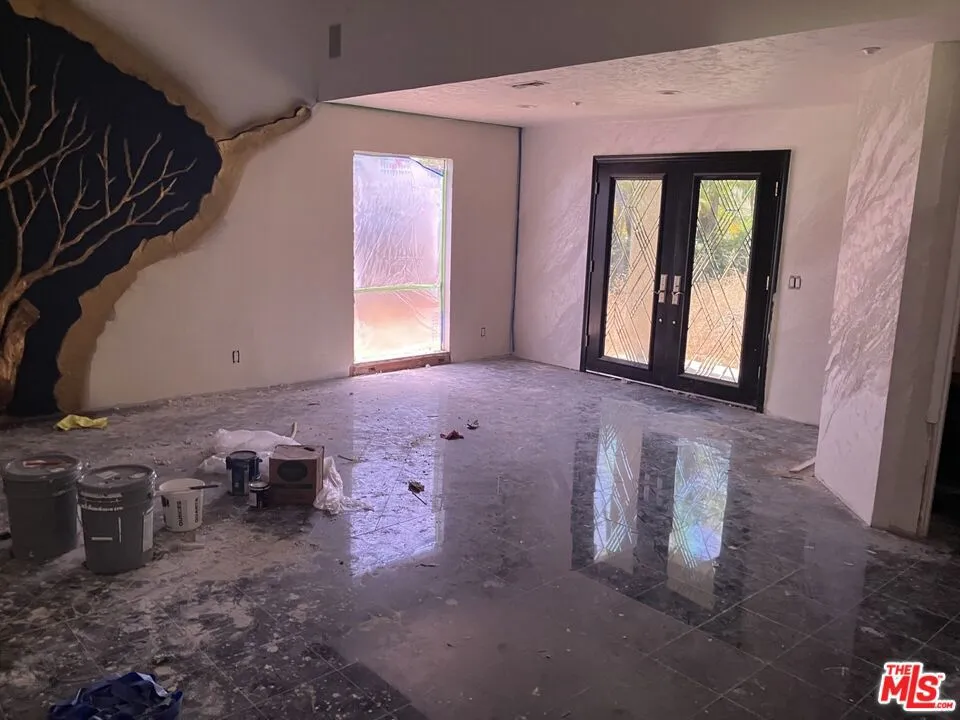 12506 Rajah Street Los Angeles, CA 91342