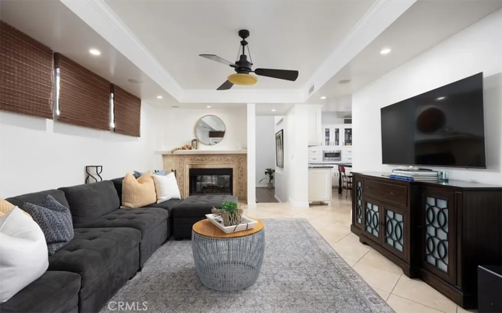 14272 Livingston Tustin, CA 92780