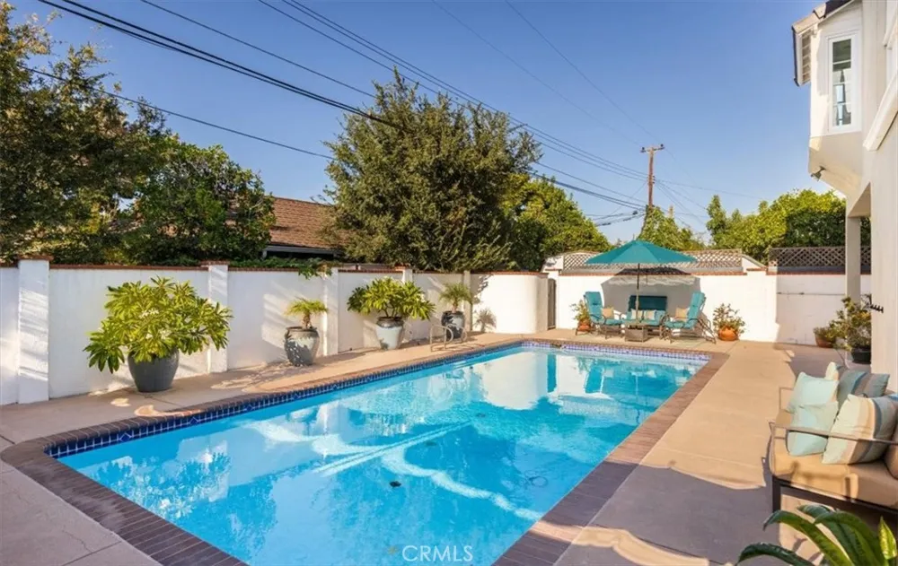 14272 Livingston Tustin, CA 92780